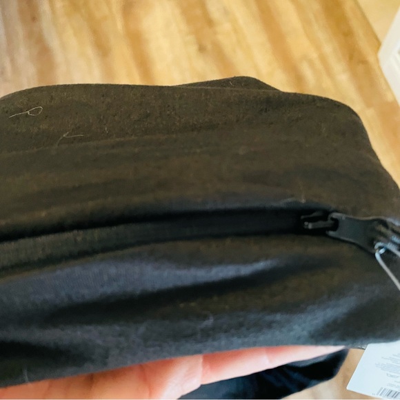 Beyond Yoga Pocket Infinity Scarf - Picture 5 of 6